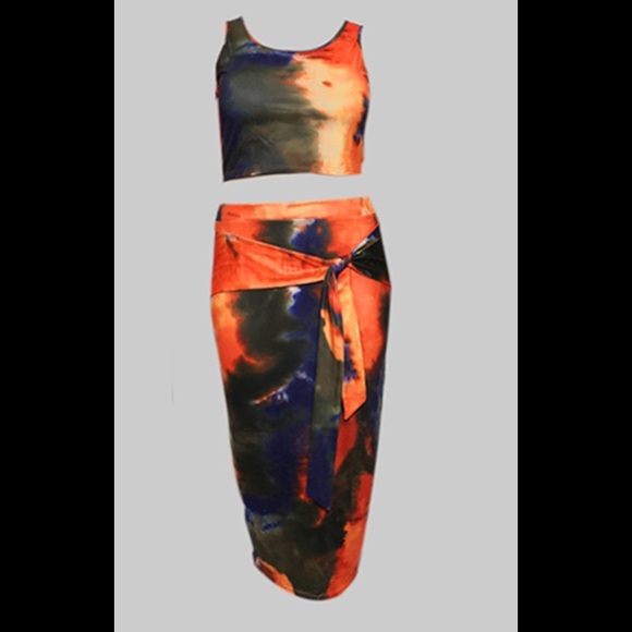 Tie-Dye Two Piece Skirt Set - Picture 3 of 4